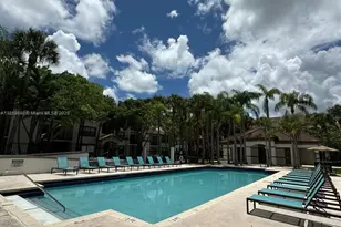 550 S Park Rd, Hollywood, FL 33021 - Photo 1