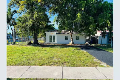 1501 NE 176th St, North Miami Beach, FL 33162 - Photo 1