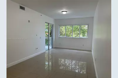 652 NE 63rd St #302, Miami, FL 33138 - Photo 1