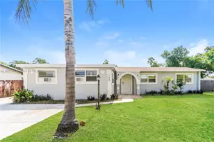 108 N 13th St, Lantana, FL 33462 - Photo 1