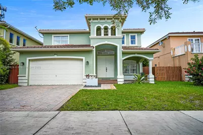 8913 SW 206th St, Cutler Bay, FL 33189 - Photo 1
