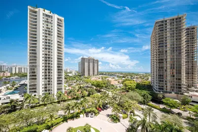 19400 Turnberry Way #932, Aventura, FL 33180 - Photo 1