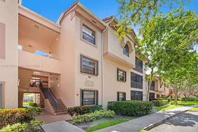 10700 NW 14th St #154, Plantation, FL 33322 - Photo 1