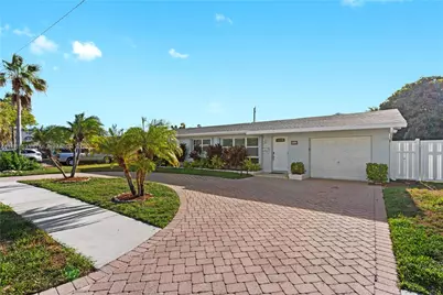 605 SE 8th Ave, Deerfield Beach, FL 33441 - Photo 1