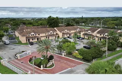 2198 SW 80th Ter #2198, Miramar, FL 33025 - Photo 1