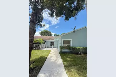 160 SW 8th Ave, Florida City, FL 33034 - Photo 1