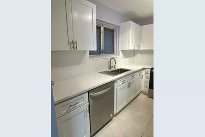 394 N Laurel Dr #303, Margate, FL 33063 - Photo 1