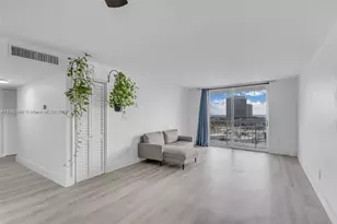 6900 Bay Dr, Miami Beach, FL 33141 - Photo 1