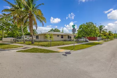 4100 SW 18th Ct, Fort Lauderdale, FL 33317 - Photo 1