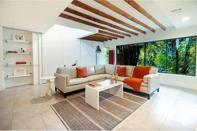 132 NE 2nd Ave, Dania Beach, FL 33004 - Photo 1