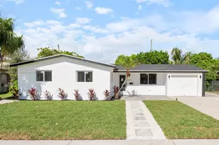 600 SW 64th Pkwy, Pembroke Pines, FL 33023 - Photo 1