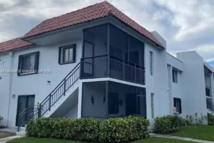 286 Racquet Club Rd, Weston, FL 33326 - Photo 1