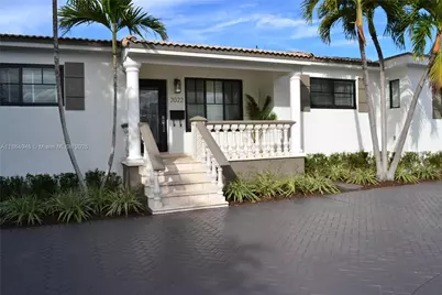 2022 SW 82nd Ct #B, Miami, FL 33155 - Photo 1