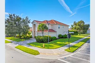 2330 Heydon Cir E, Naples, FL 34120 - Photo 1