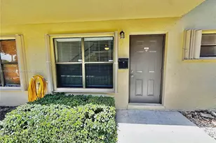 10055 NW 4th St, Pembroke Pines, FL 33024 - Photo 1