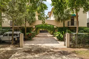 2818 Coconut Ave, Miami, FL 33133 - Photo 1