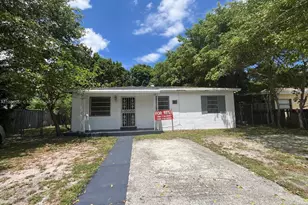 1351 NE 149th St, Miami, FL 33161 - Photo 1