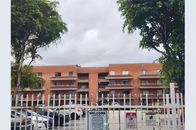 17530 NW 68th Ave #C4002, Hialeah, FL 33015 - Photo 1