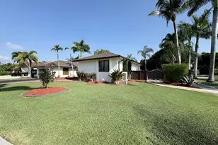 11601 SW 104th St, Miami, FL 33176 - Photo 1