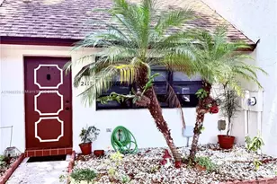 2111 N 14th Ave, Hollywood, FL 33020 - Photo 1