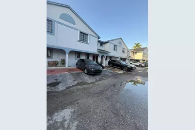 1595 SW 122nd Ave #4-6, Miami, FL 33184 - Photo 1