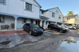 1595 SW 122nd Ave, Miami, FL 33184 - Photo 1