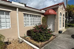 6992 NW 166 Terrace, Miami Lakes, FL 33014 - Photo 1