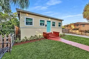 719 9th St, West Palm Beach, FL 33401 - Photo 1