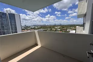 2899 Collins Ave, Miami Beach, FL 33140 - Photo 1