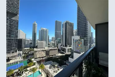 45 SW 9th St #1902, Miami, FL 33130 - Photo 1