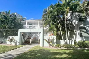 258 Cypress Point Dr, Palm Beach Gardens, FL 33418 - Photo 1