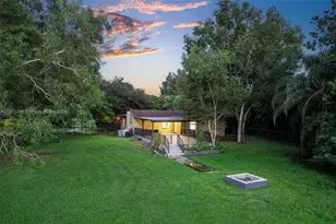 1621 SW 117th Ave, Davie, FL 33325 - Photo 1