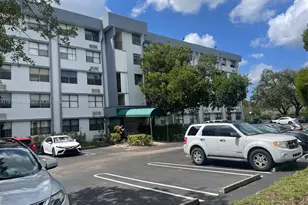 2401 Riverside Dr, Coral Springs, FL 33065 - Photo 1