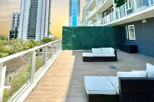 321 NE 26th St, Miami, FL 33137 - Photo 1