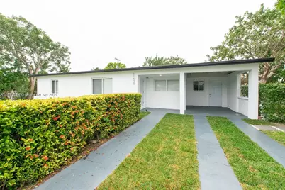 11520 SW 142nd Ter, Miami, FL 33176 - Photo 1
