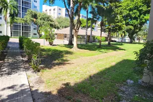 900 NE 12th Ave, Hallandale Beach, FL 33009 - Photo 1