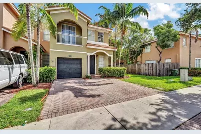 2475 SE 15th Ct #2475, Homestead, FL 33035 - Photo 1