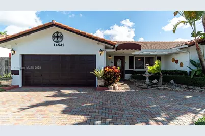 14541 SW 103rd St, Miami, FL 33186 - Photo 1