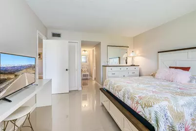 9856 Marina Blvd #1320, Boca Raton, FL 33428 - Photo 1