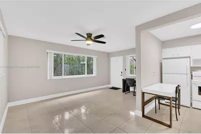 1015 W Las Olas Blvd #4, Fort Lauderdale, FL 33312 - Photo 1