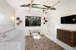 911 3rd St, Miami Beach, FL 33139 - Photo 1