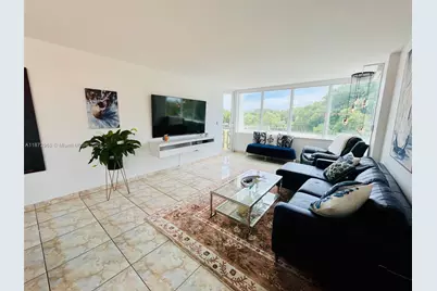 8233 Harding Ave #309, Miami Beach, FL 33141 - Photo 1