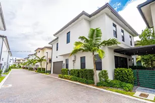 8229 NW 44th St, Doral, FL 33166 - Photo 1