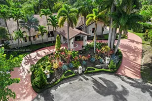 10304 SW 87th Ct, Miami, FL 33176 - Photo 1