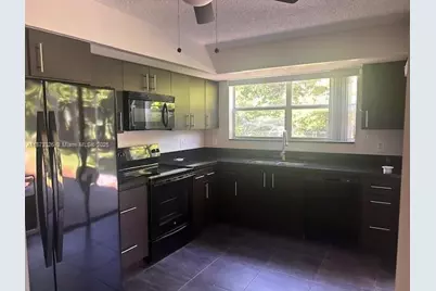 2503 SE 19th Pl #102-A, Homestead, FL 33035 - Photo 1