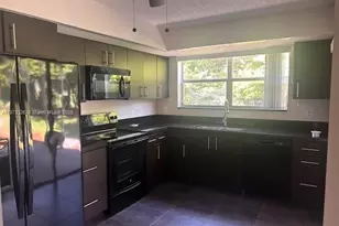 2503 SE 19th Pl, Homestead, FL 33035 - Photo 1