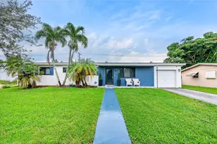 10040 SW 212th St, Cutler Bay, FL 33189 - Photo 1