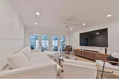 825 SE 2nd St #825, Fort Lauderdale, FL 33301 - Photo 1