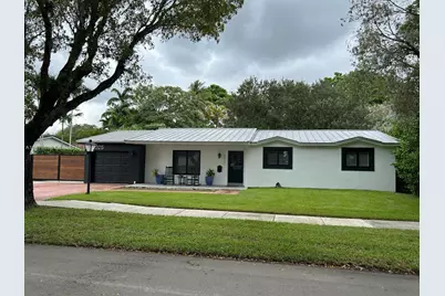 10261 SW 109th St, Miami, FL 33176 - Photo 1