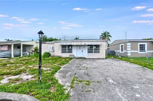410 NW 52nd St, Oakland Park, FL 33309 - Photo 1